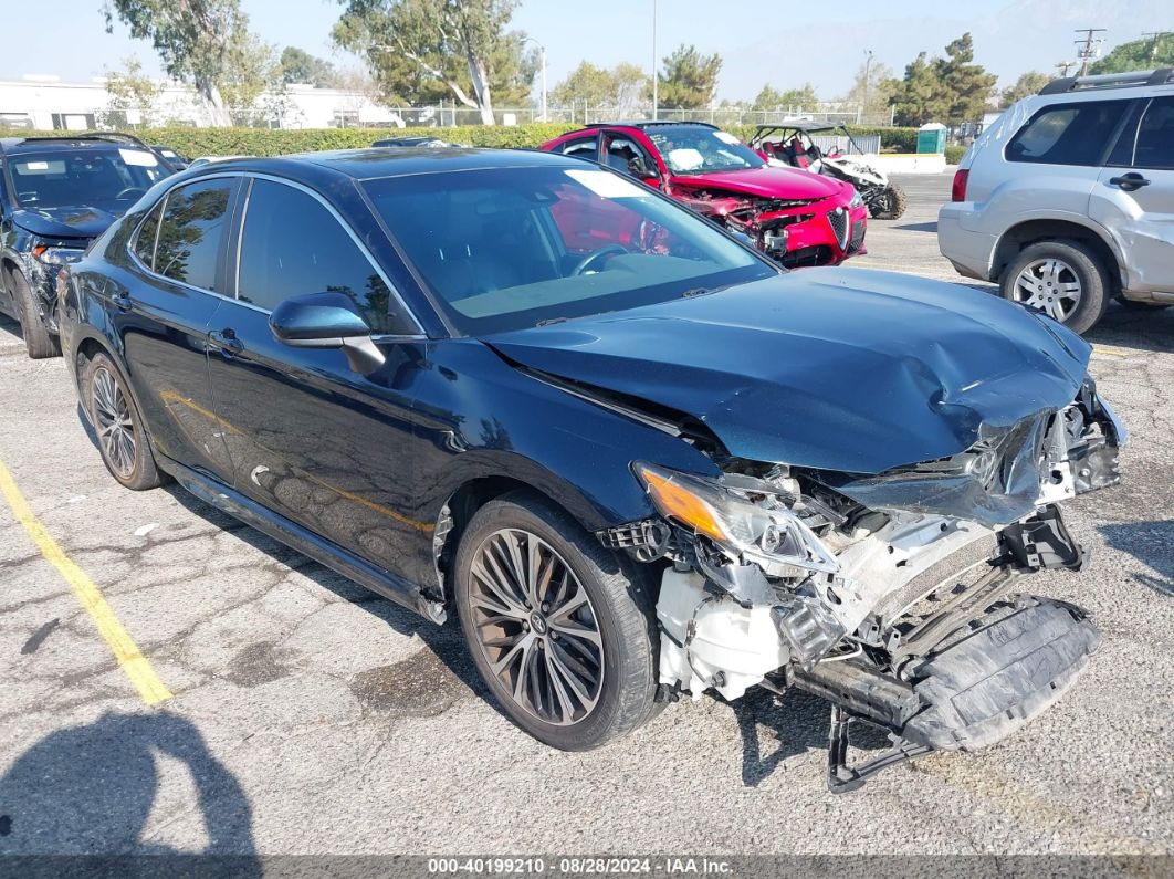 TOYOTA CAMRY 2019