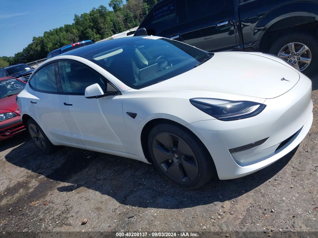 TESLA MODEL 3 2023