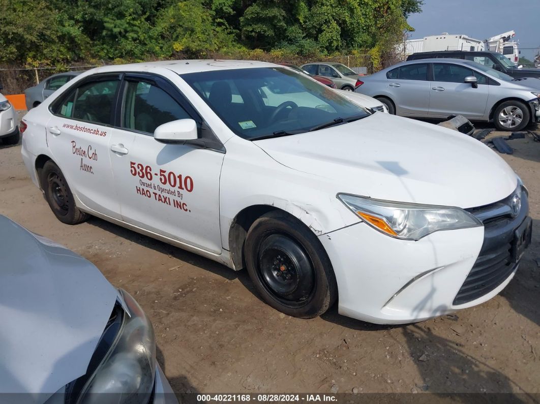 TOYOTA CAMRY HYBRID 2017