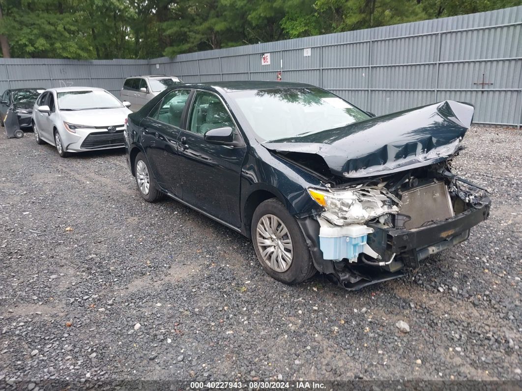 TOYOTA CAMRY 2014