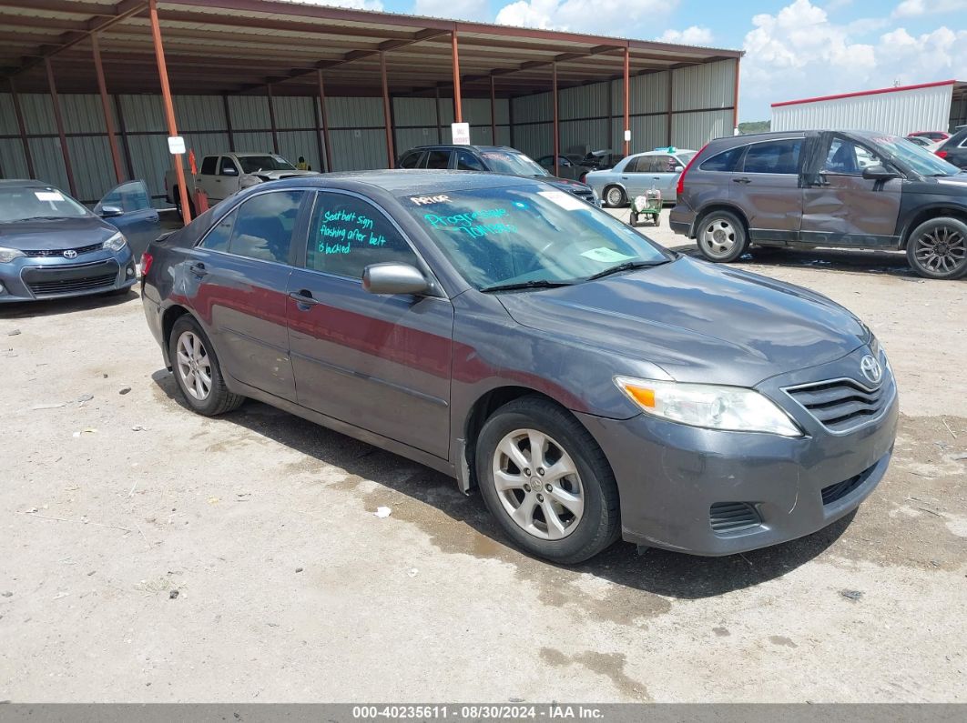 TOYOTA CAMRY 2011