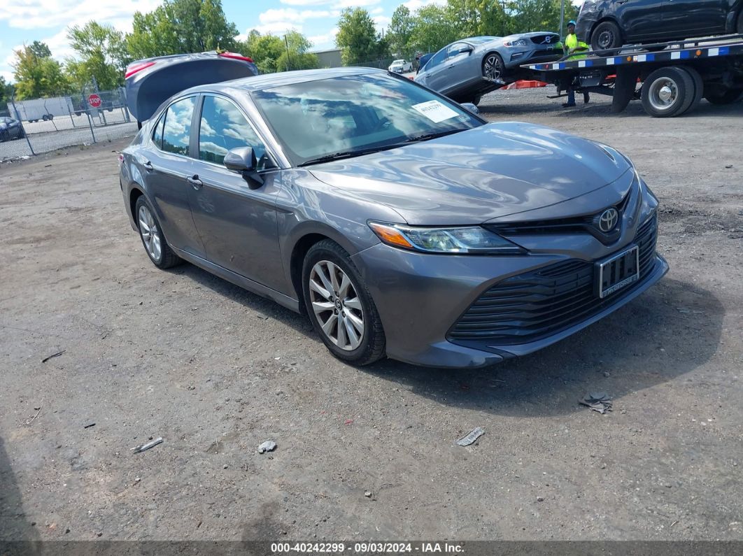 TOYOTA CAMRY 2018