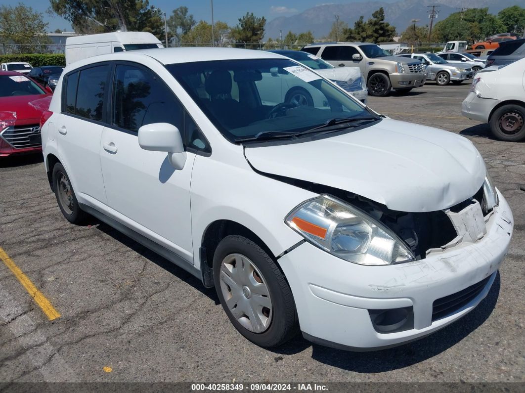 NISSAN VERSA 2010