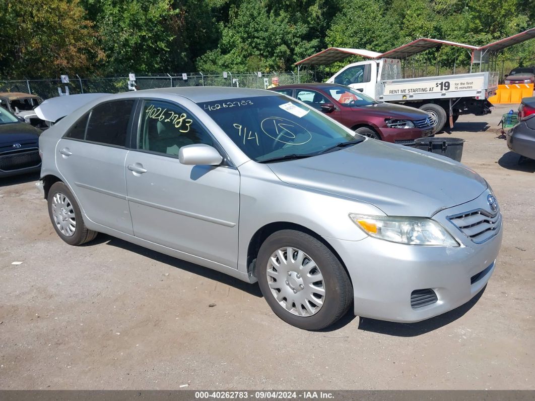 TOYOTA CAMRY 2011