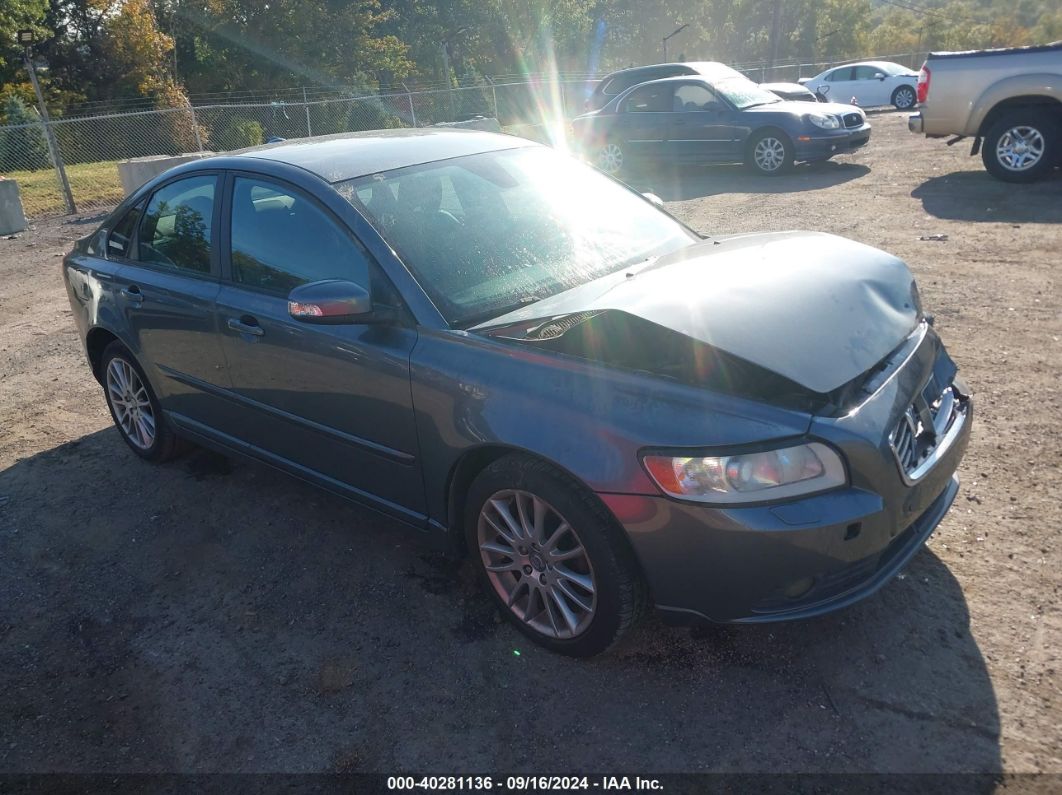 VOLVO S40 2010