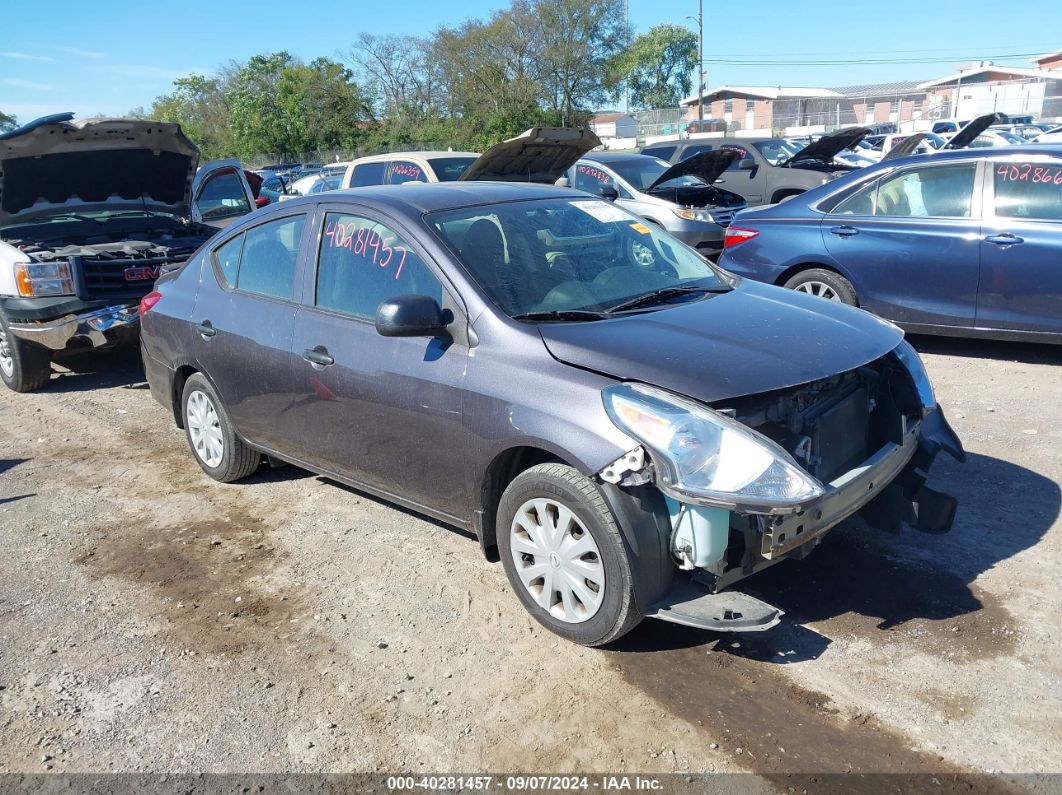 NISSAN VERSA 2015