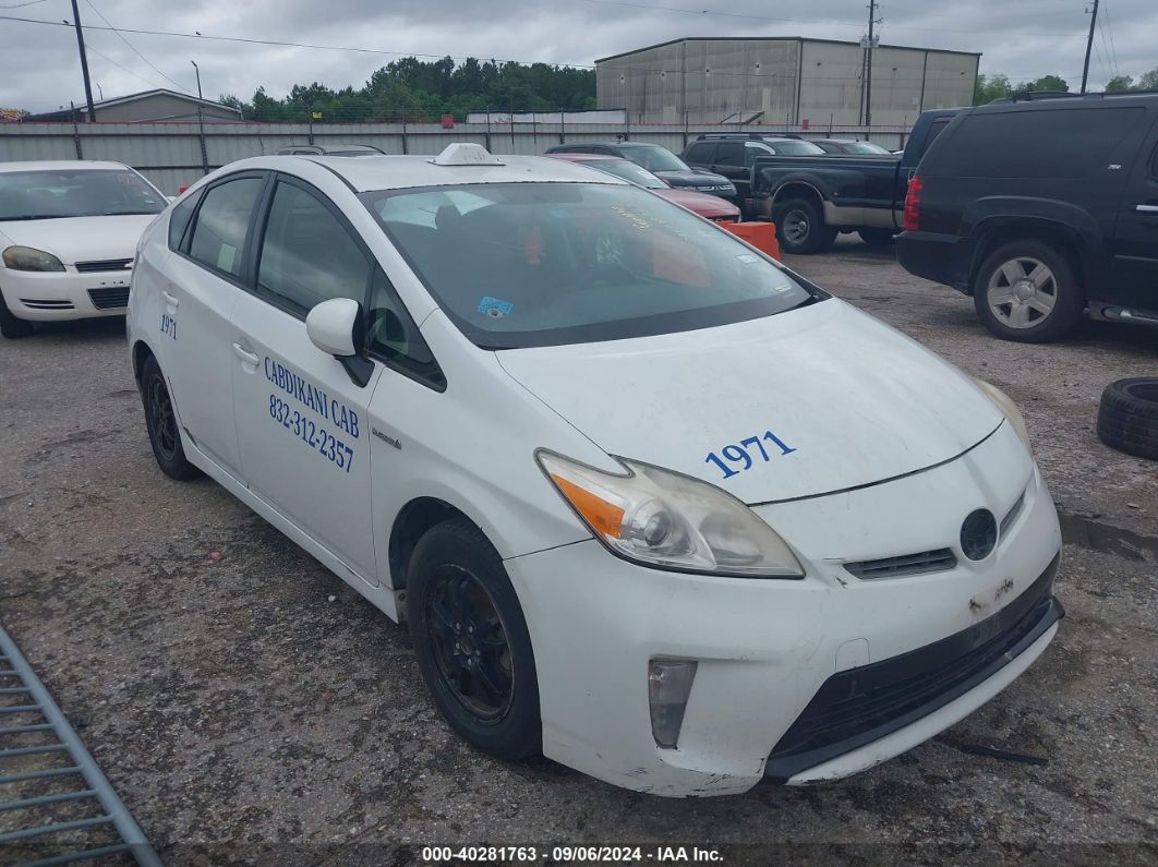 TOYOTA PRIUS 2014