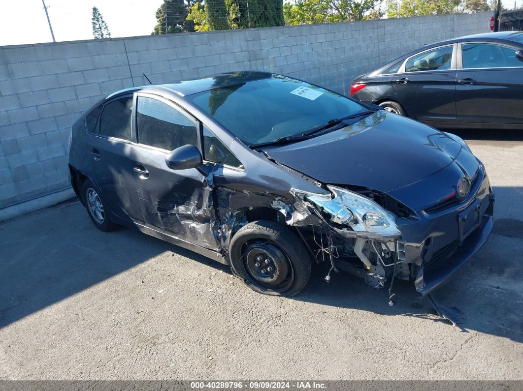 TOYOTA PRIUS 2011