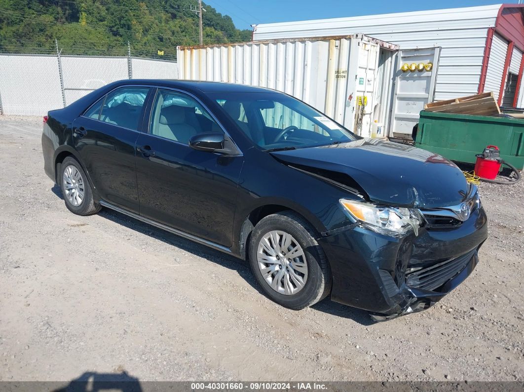 TOYOTA CAMRY 2014