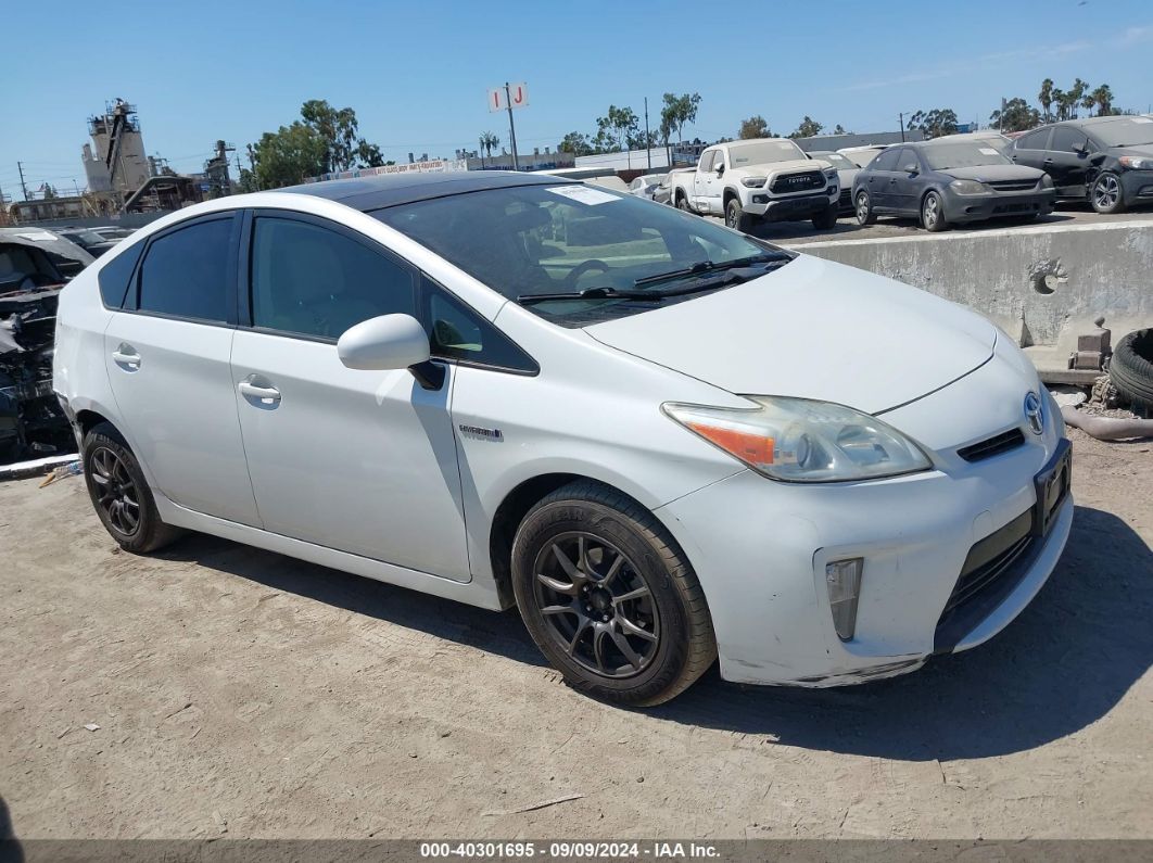 TOYOTA PRIUS 2014