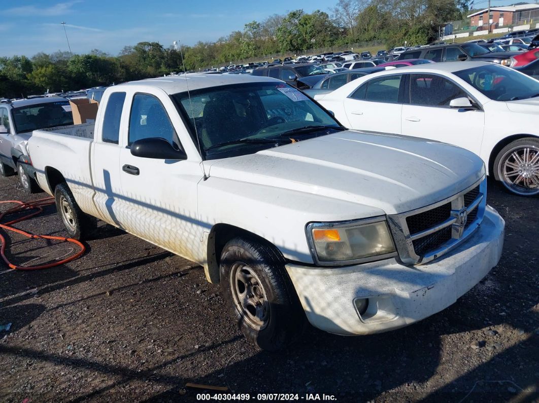 RAM DAKOTA 2011