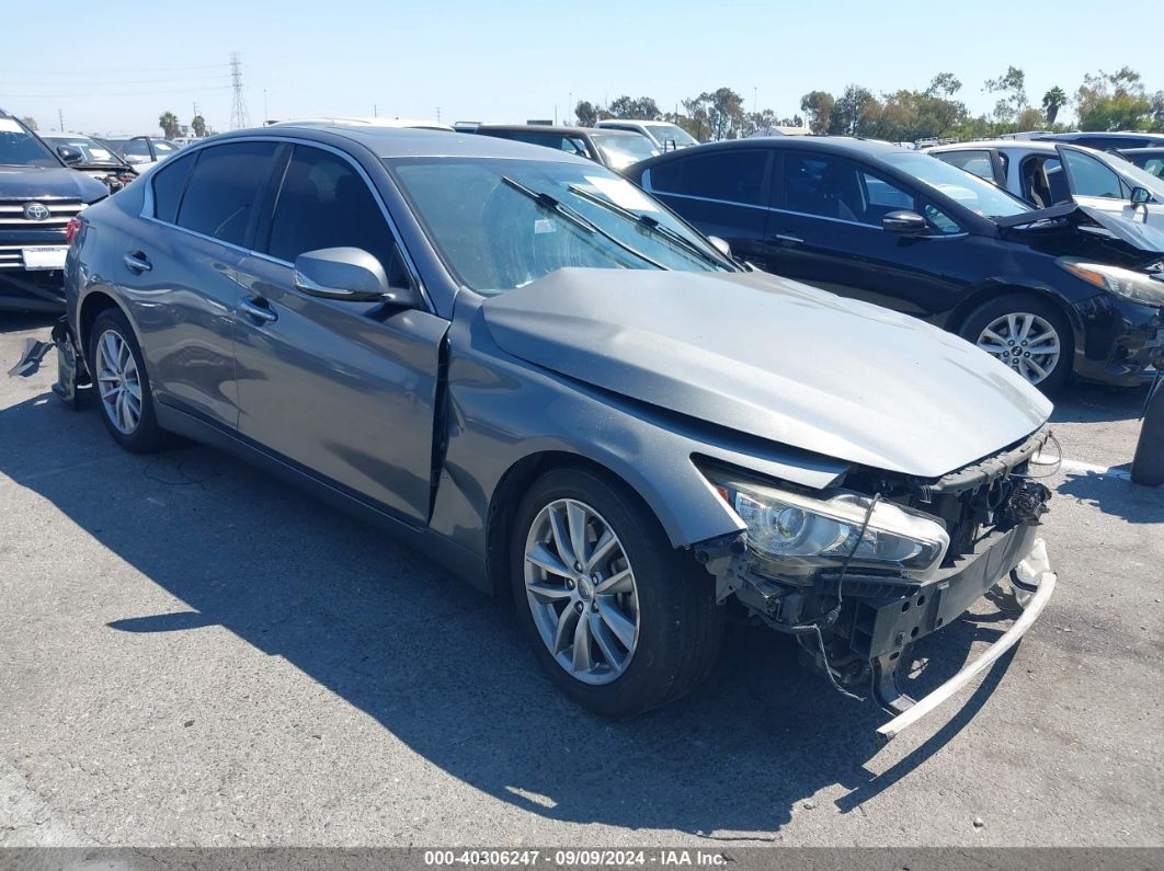 INFINITI Q50 2015