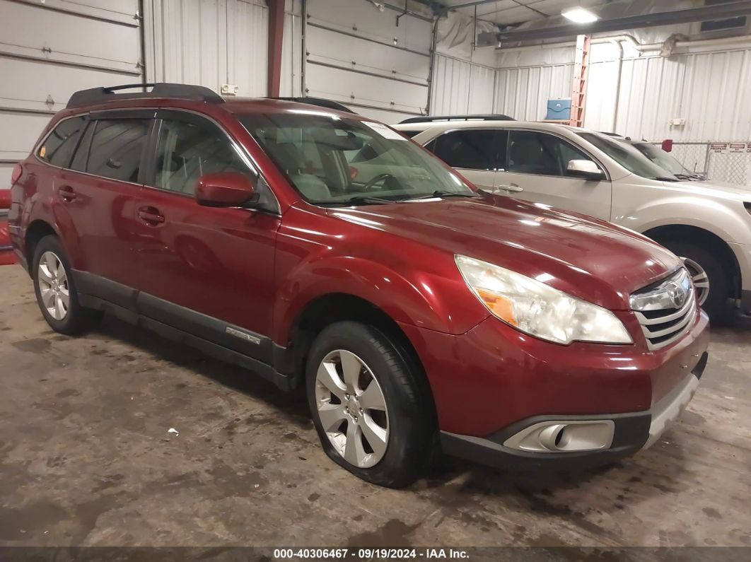 SUBARU OUTBACK 2011