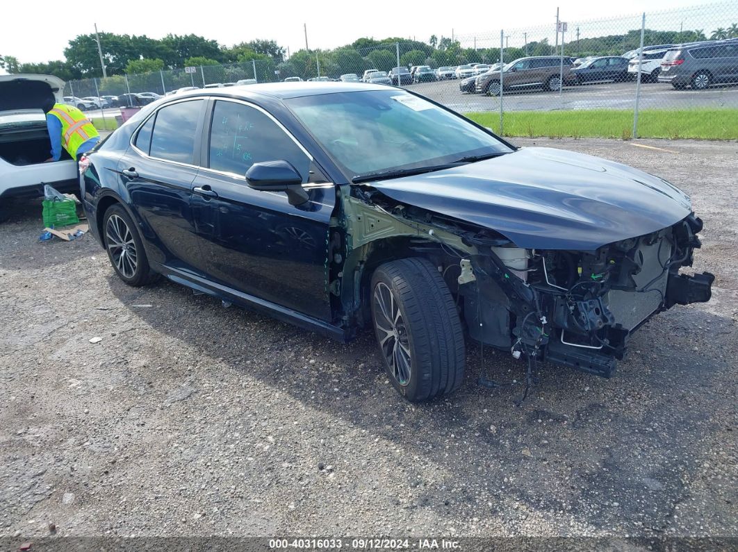 TOYOTA CAMRY 2020