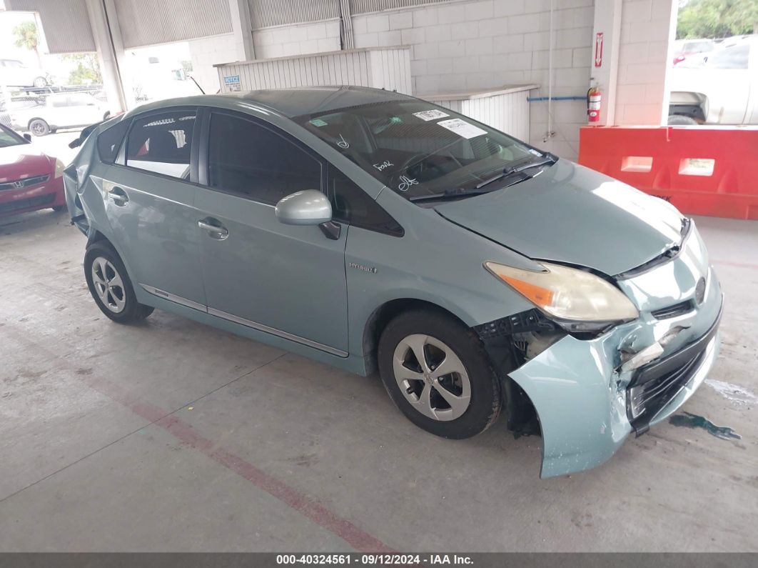 TOYOTA PRIUS 2013