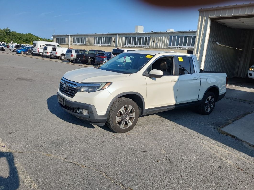 HONDA RIDGELINE 2017