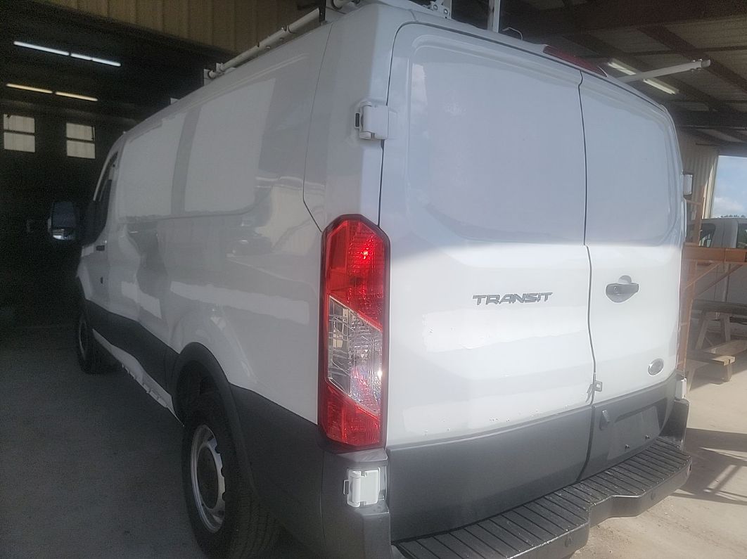 FORD TRANSIT-250 2018