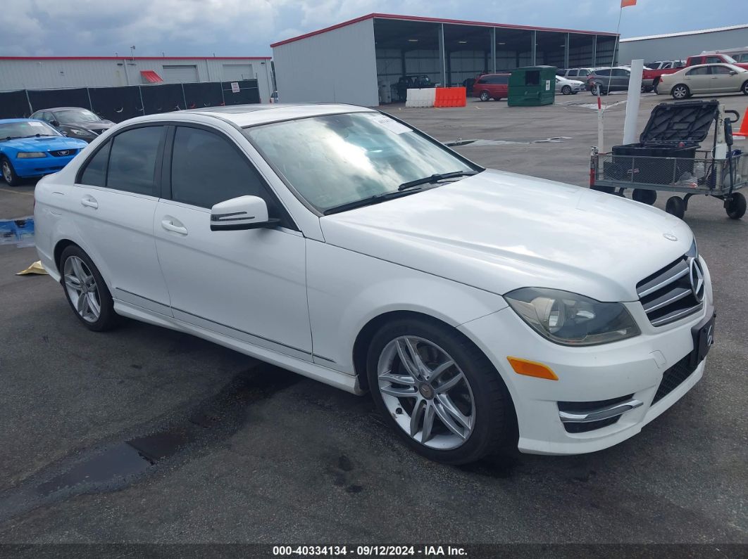 MERCEDES-BENZ C 300 2014