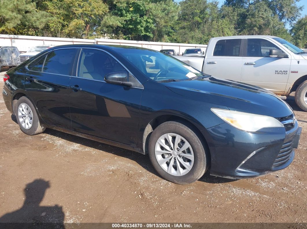 TOYOTA CAMRY 2017