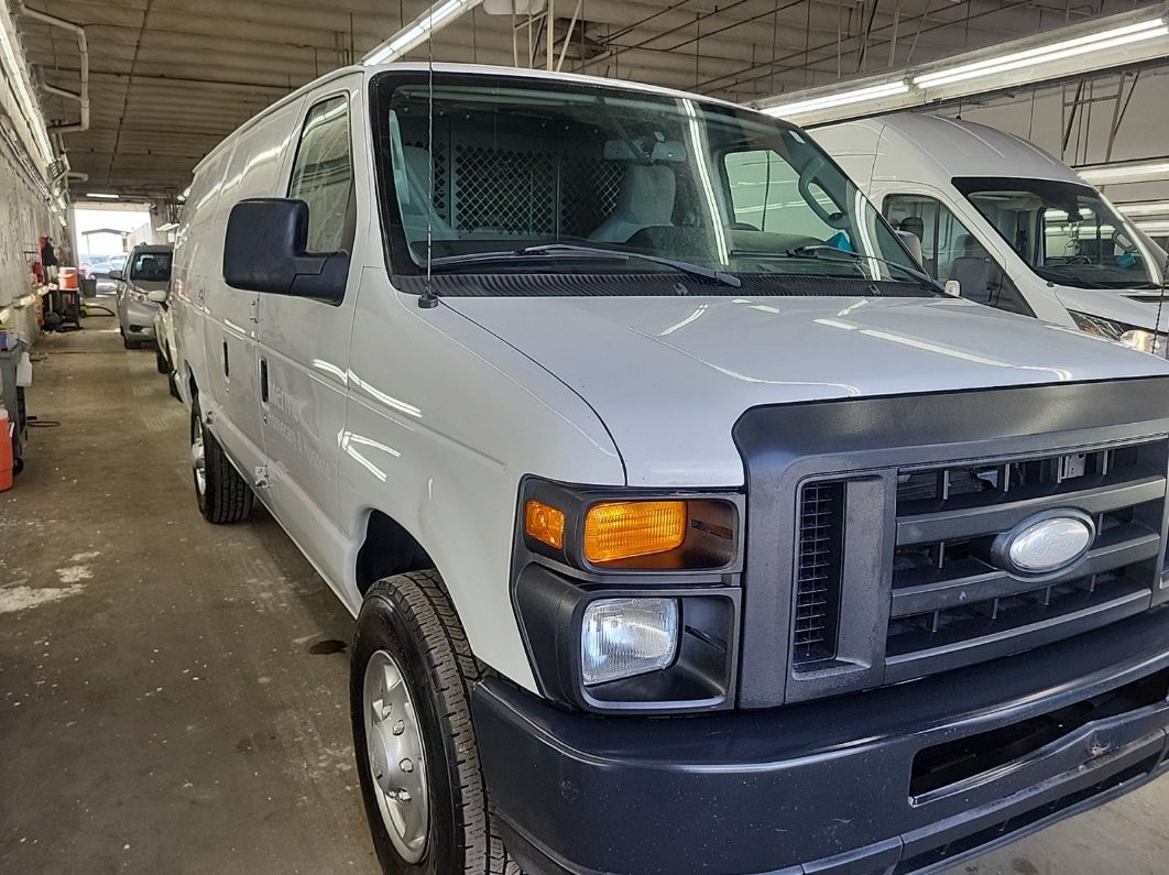 FORD ECONOLINE 2014