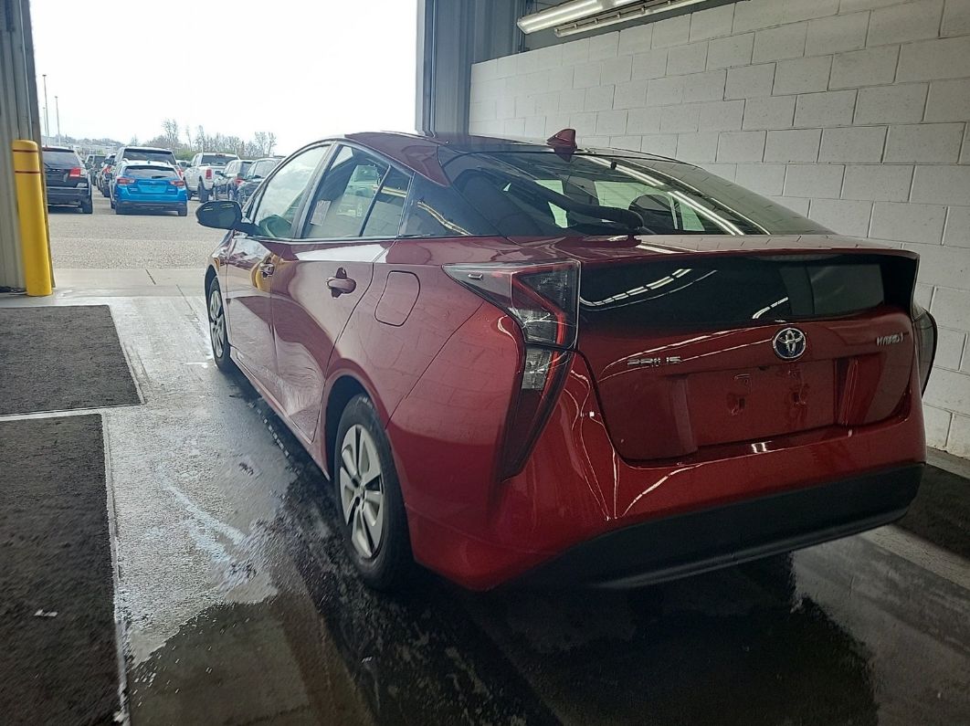 TOYOTA PRIUS 2017