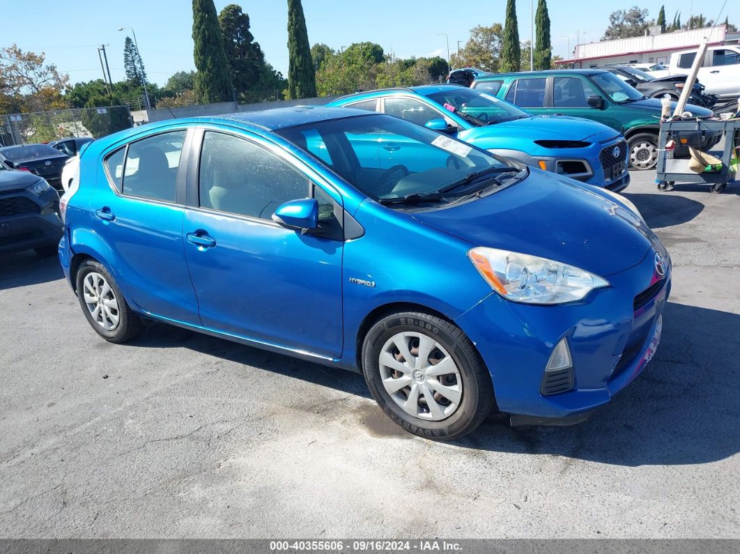 TOYOTA PRIUS C 2013