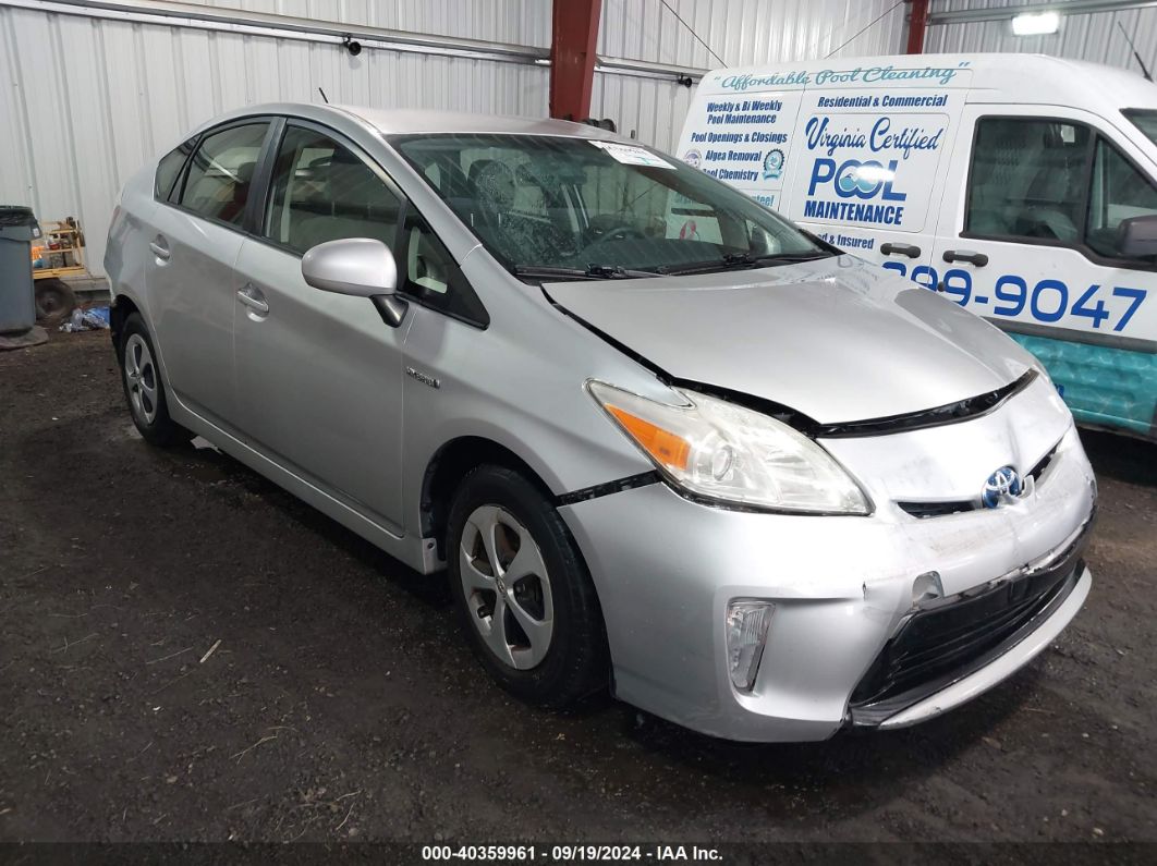 TOYOTA PRIUS 2013