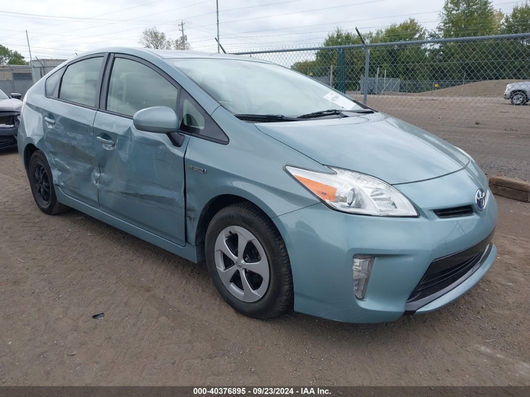 TOYOTA PRIUS 2013