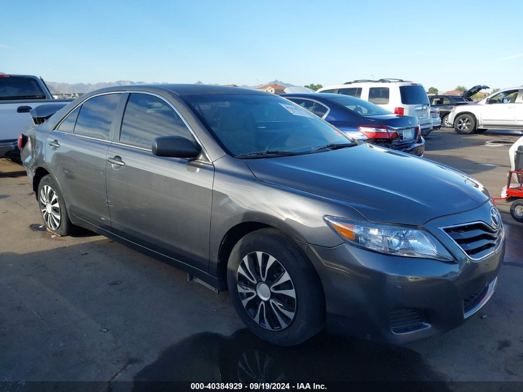 TOYOTA CAMRY 2011