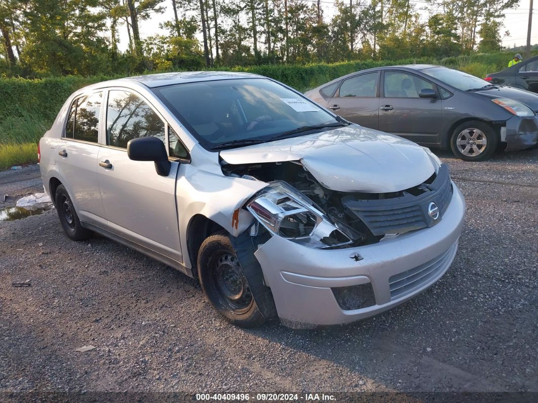 NISSAN VERSA 2010