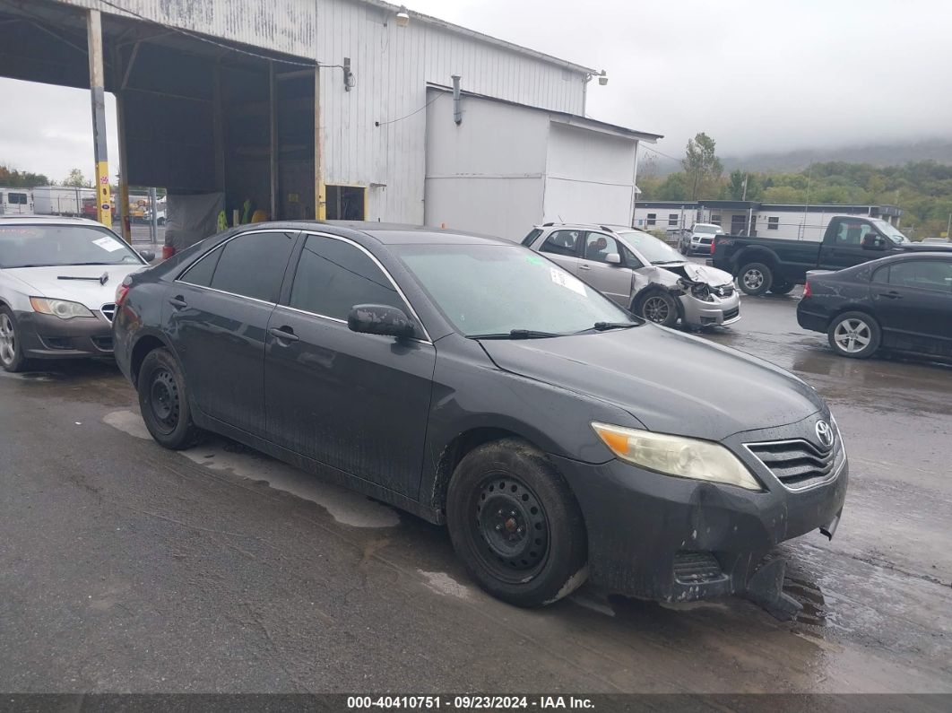 TOYOTA CAMRY 2010