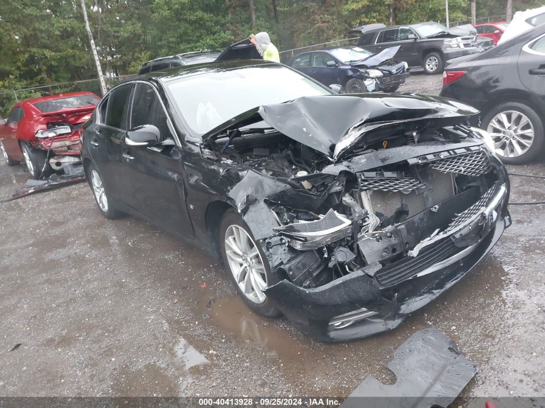 INFINITI Q50 2015