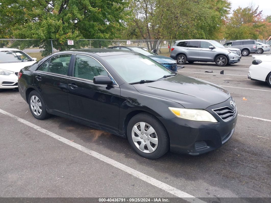 TOYOTA CAMRY 2011