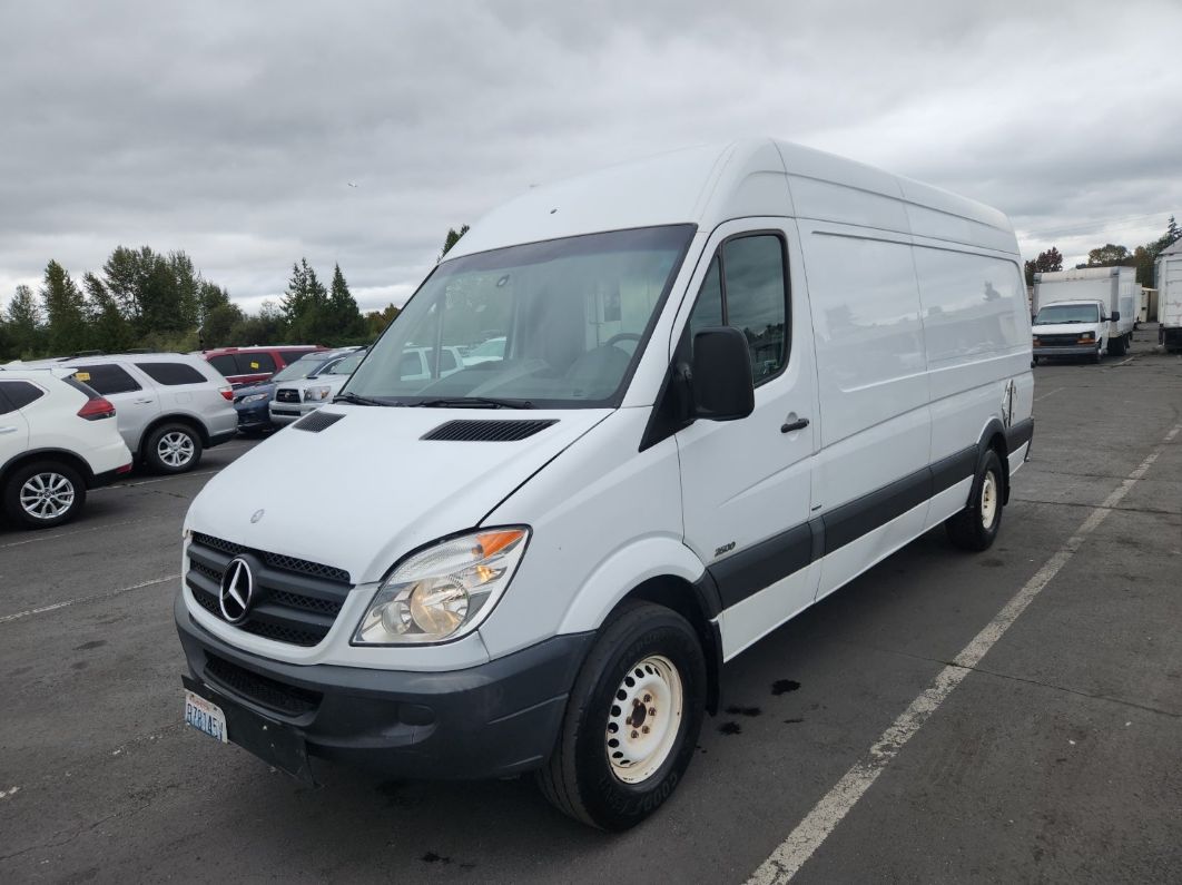 MERCEDES-BENZ SPRINTER 2500 2012