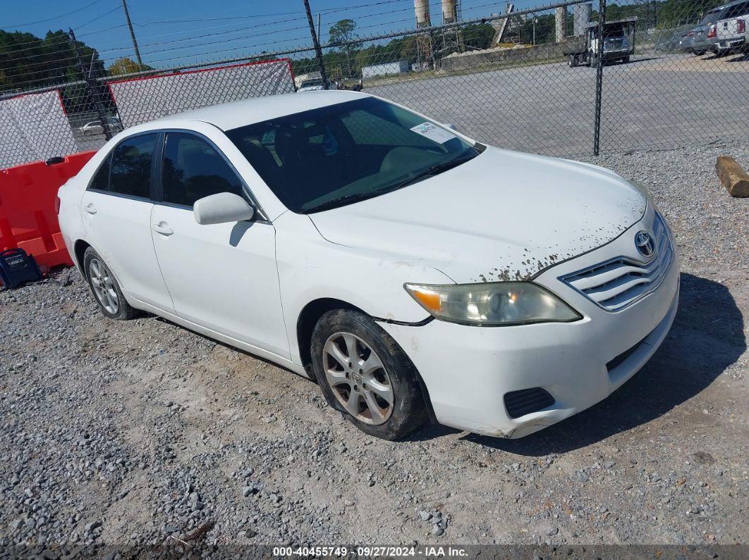 TOYOTA CAMRY 2011