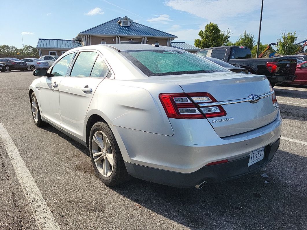 FORD TAURUS 2016