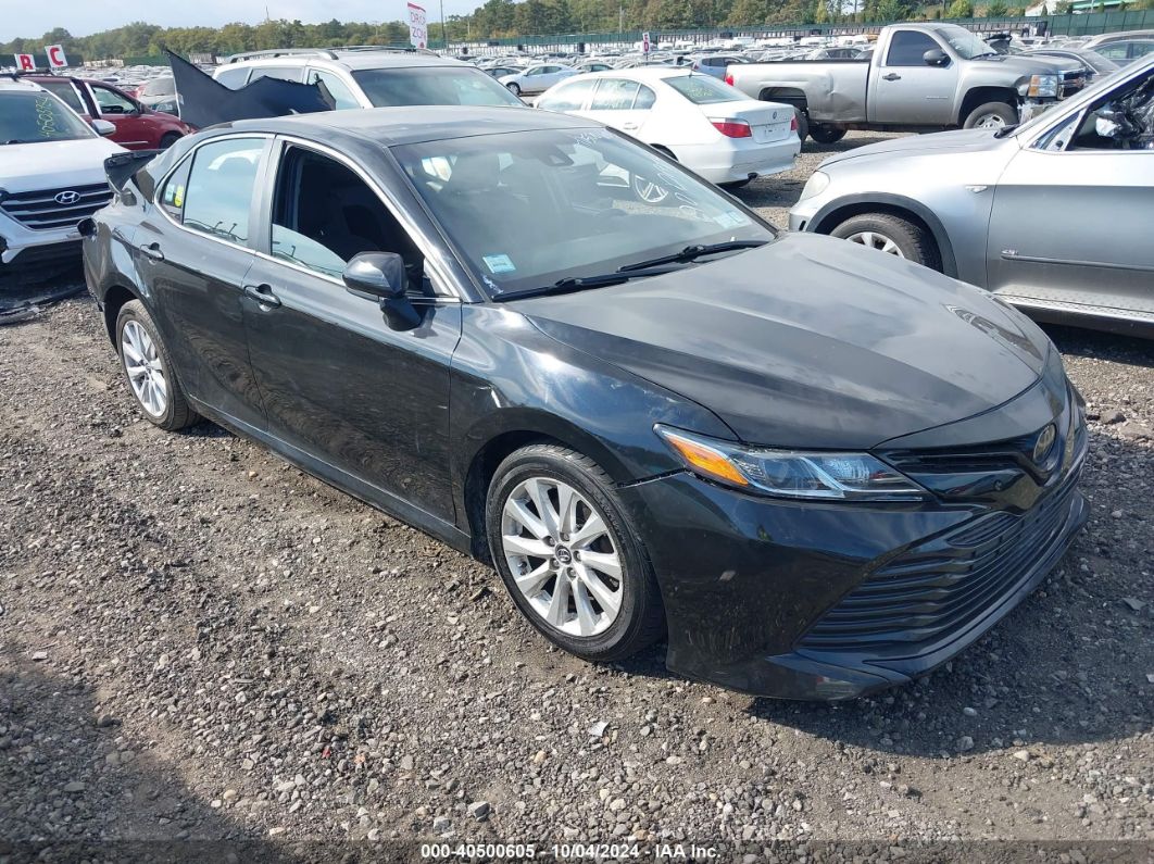 TOYOTA CAMRY 2019