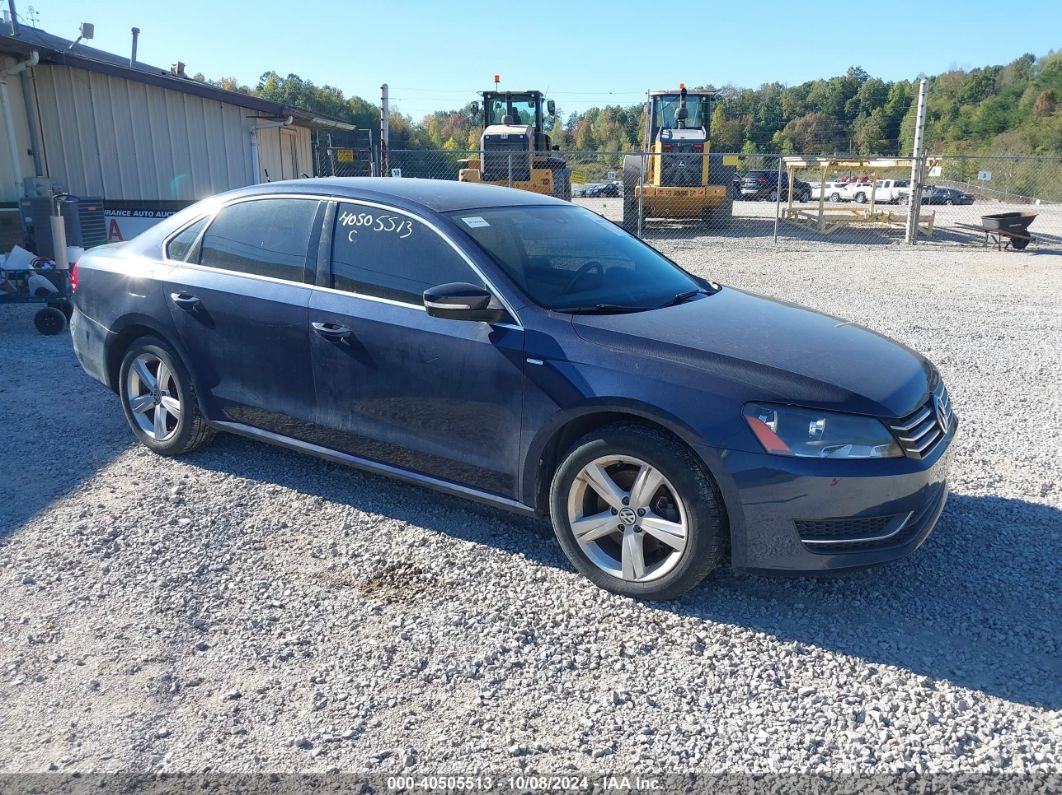 VOLKSWAGEN PASSAT 2014