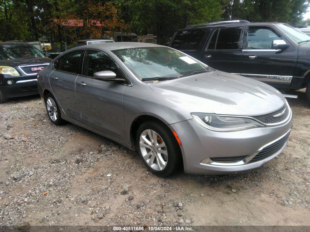 CHRYSLER 200 2017