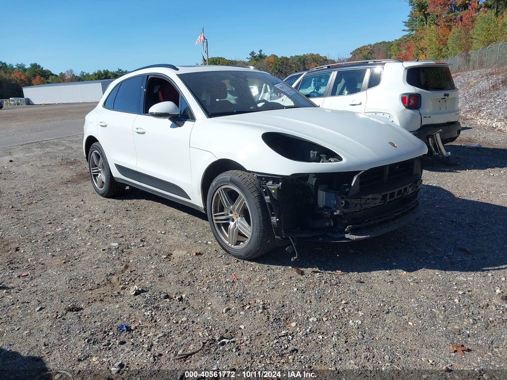 2020 PORSCHE MACAN
