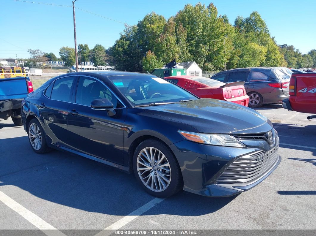 TOYOTA CAMRY 2018