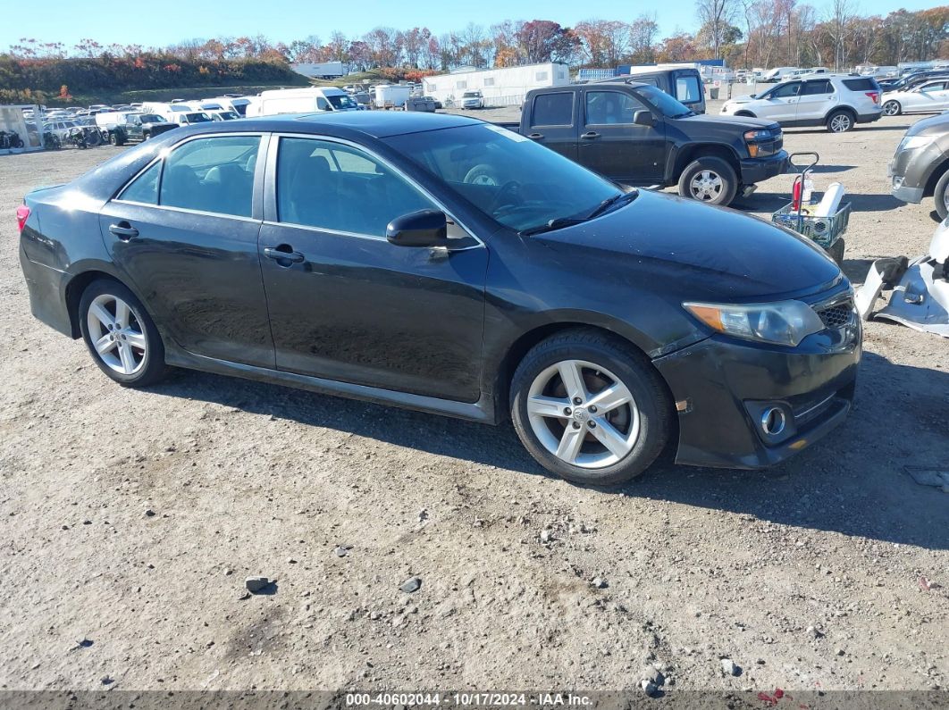 TOYOTA CAMRY 2012