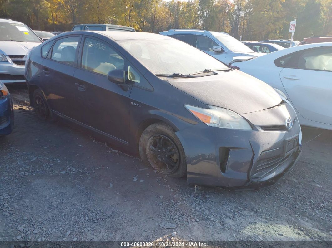 TOYOTA PRIUS 2013