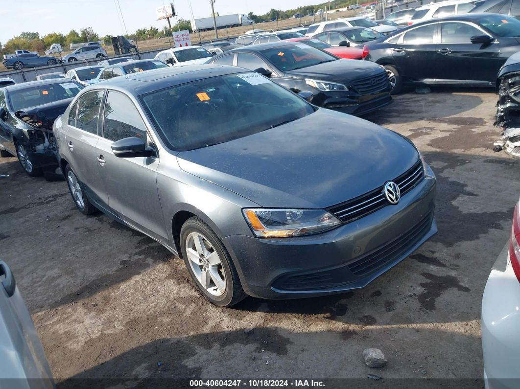 VOLKSWAGEN JETTA 2014