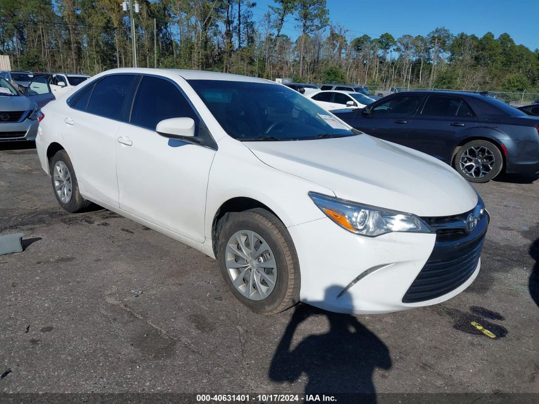 TOYOTA CAMRY 2017