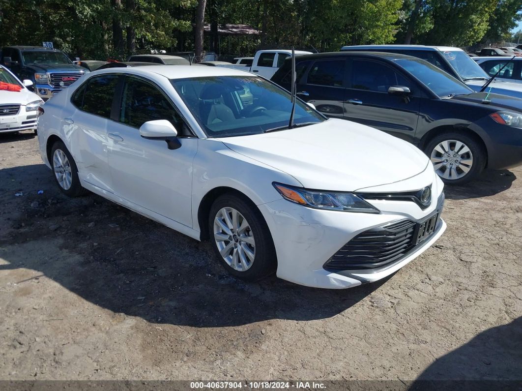 TOYOTA CAMRY 2019