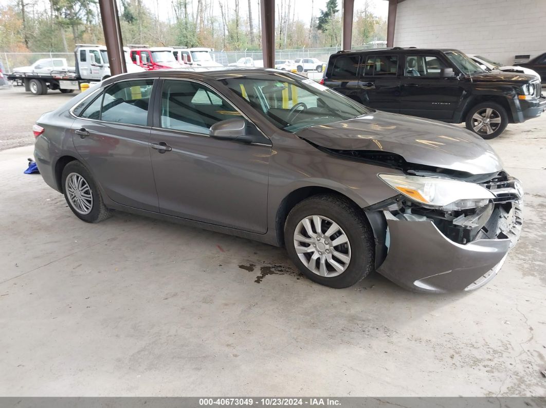 TOYOTA CAMRY 2016