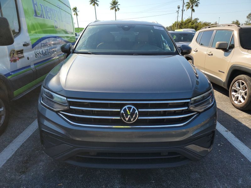 VOLKSWAGEN TIGUAN 2022