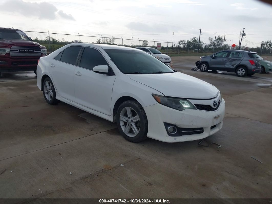 TOYOTA CAMRY 2014