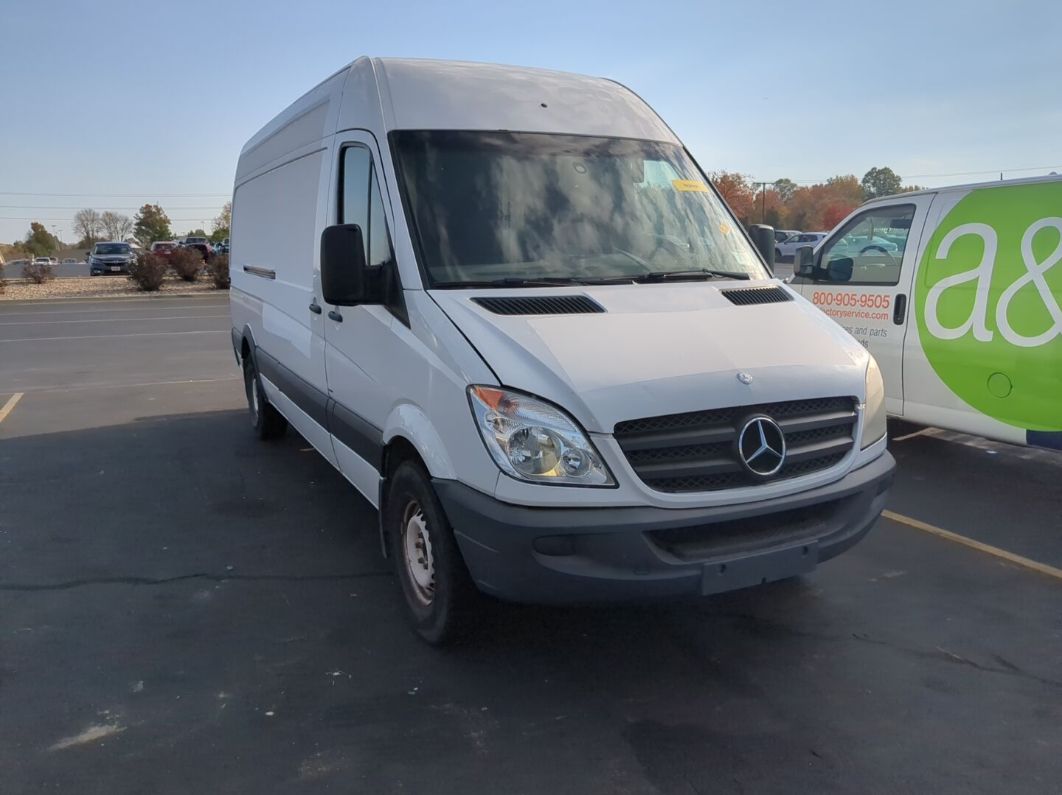 MERCEDES-BENZ SPRINTER 2500 2012